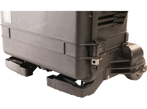 PELI CASE 1610M m/store hjul, m/skum Innv. mål: 553x424x270 mm