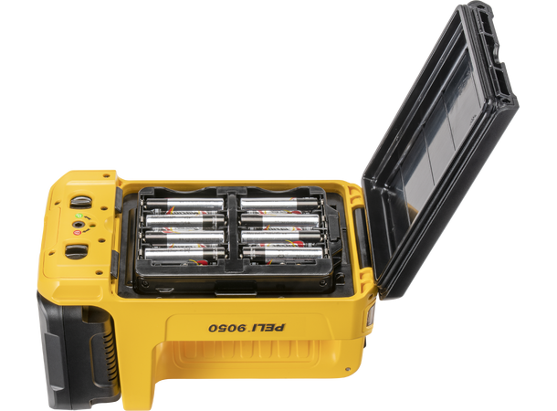 PELI 9050 lyskaster flood/spot, gul oppladbar,inkl. li-ion-batt.+ lader 230V