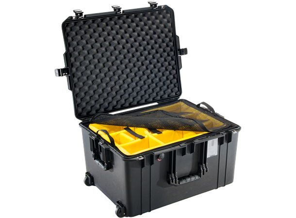 PELI Air Case 1637 m/skillevegger Innv. mål: 595x446x337 mm